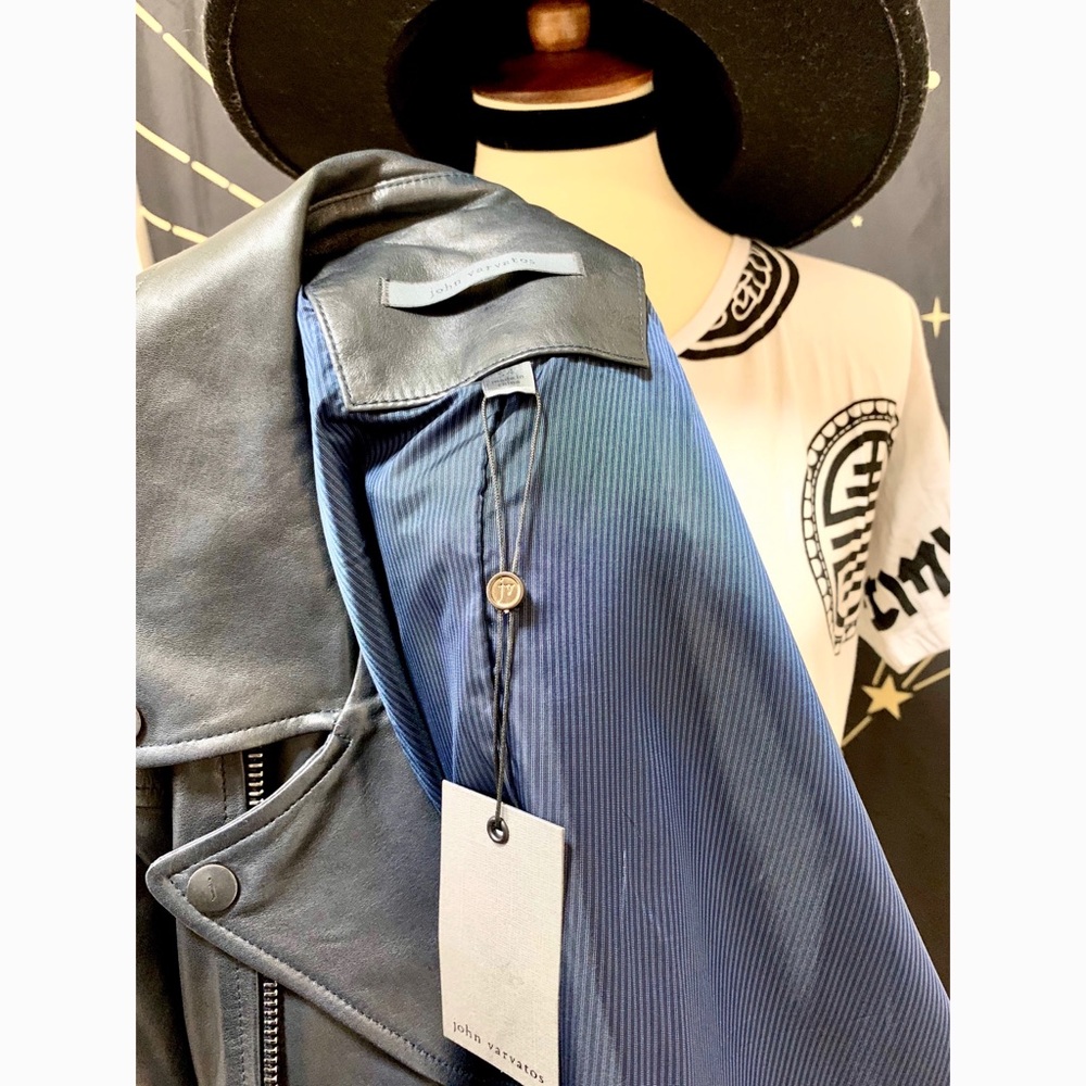 🌈 SOLD Stylish Collection Biker Jacket - Picture 15 of 16